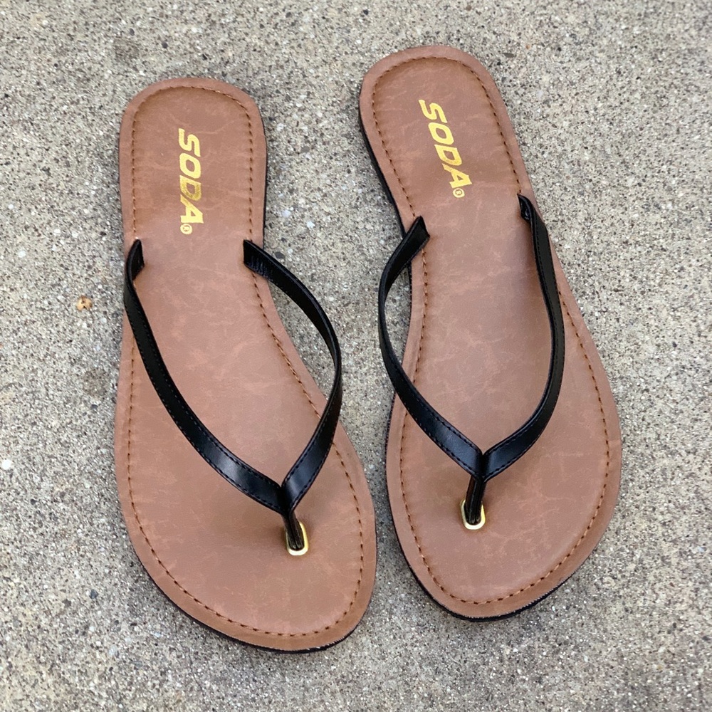 Soda Black Simple Slip On Strap Flip Flop Sandals